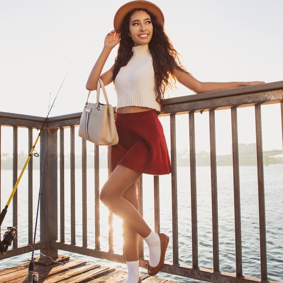 Meet your Posher, Jasmine - Picture 3 of 4